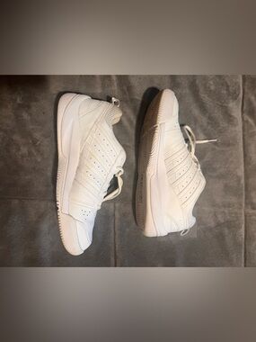 K-Swiss White Sneakers with Navy Insole